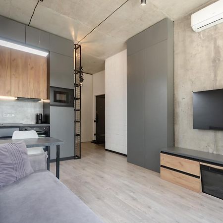 Petrovdom 12-131B Apartments In Rc "Yaroslaviv Grad"Bulvarno Kudriavska 17B Κίεβο Εξωτερικό φωτογραφία