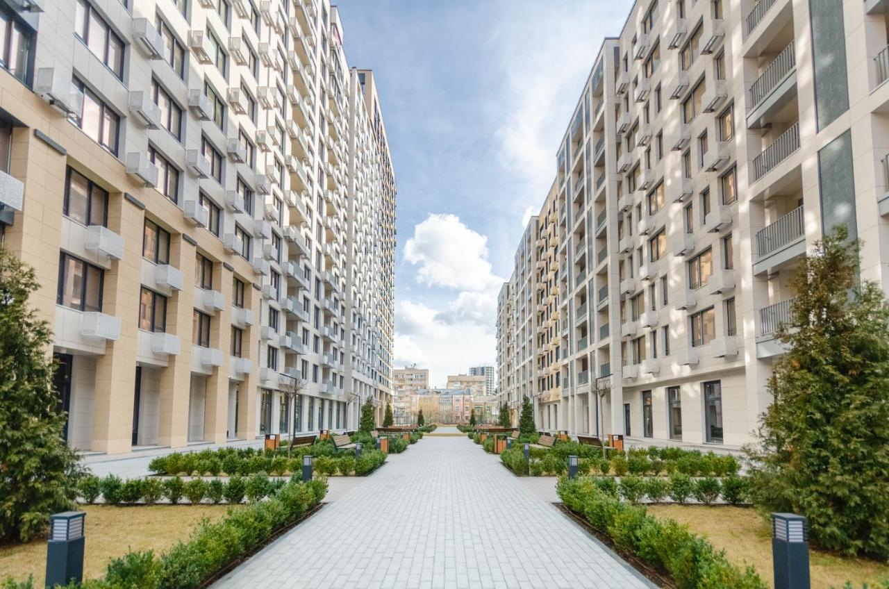 Petrovdom 12-131B Apartments In Rc "Yaroslaviv Grad"Bulvarno Kudriavska 17B Κίεβο Εξωτερικό φωτογραφία
