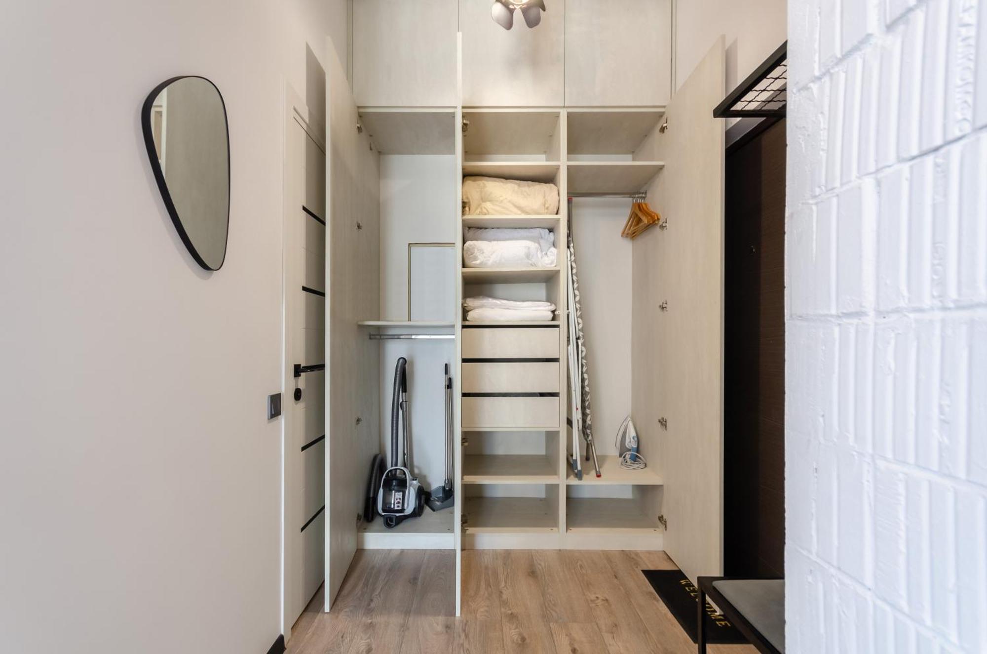 Petrovdom 12-131B Apartments In Rc "Yaroslaviv Grad"Bulvarno Kudriavska 17B Κίεβο Εξωτερικό φωτογραφία
